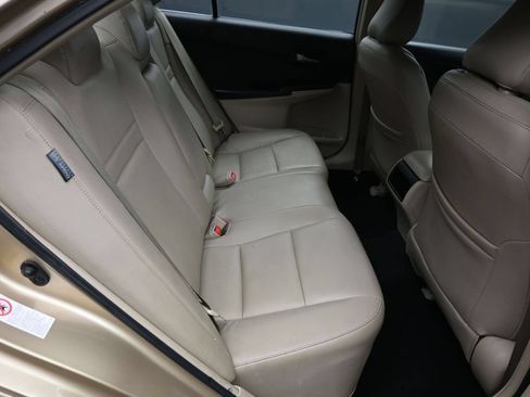 Used 2012 Toyota Camry LE FWD image 22