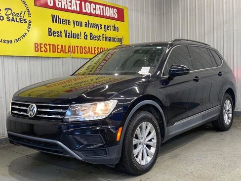 Used 2018 Volkswagen Tiguan SEL image 3