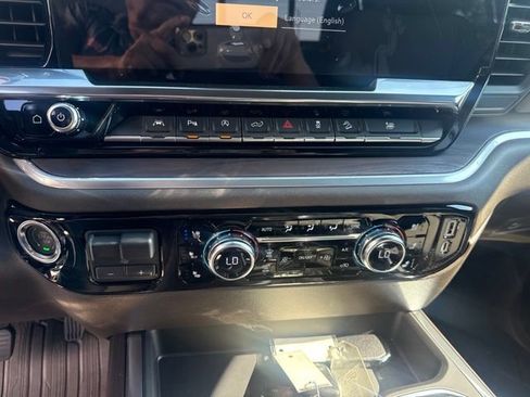 New 2026 GMC Sierra 1500 SLT w/ SLT Premium Plus Package AWD/4WD image 19