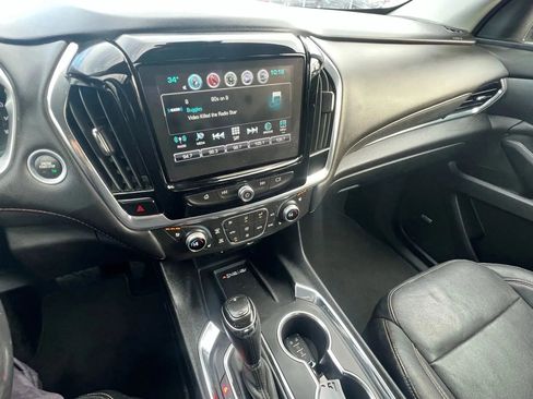 Used 2019 Chevrolet Traverse Premier image 18
