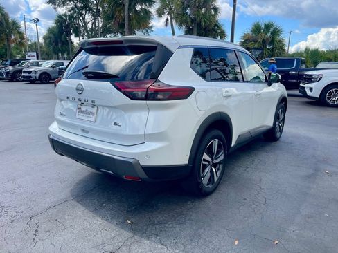 Used 2026 Nissan Rogue SL FWD image 6