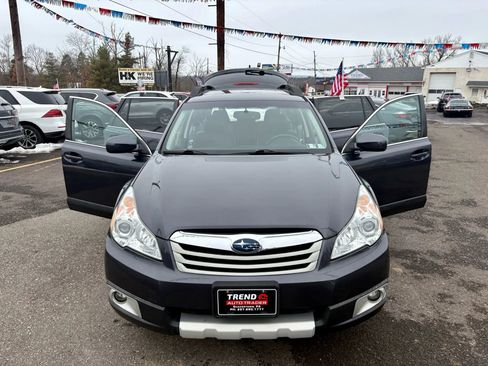 Used 2011 Subaru Outback 3.6R Limited image 10