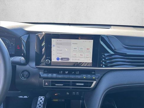 Certified 2025 Toyota Camry SE w/ Convenience Package image 13