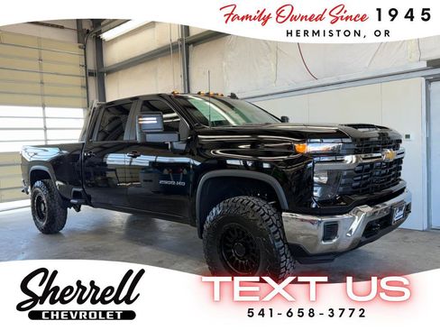 Used 2026 Chevrolet Silverado 2500 LT AWD/4WD image 1
