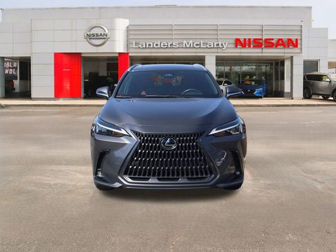Used 2025 Lexus NX 350 AWD w/ Premium Package image 8