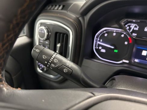 Used 2022 GMC Sierra 3500 AT4 w/ AT4 Preferred Package image 41