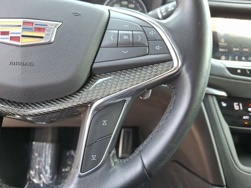 Used 2021 Cadillac XT5 Sportv image 23