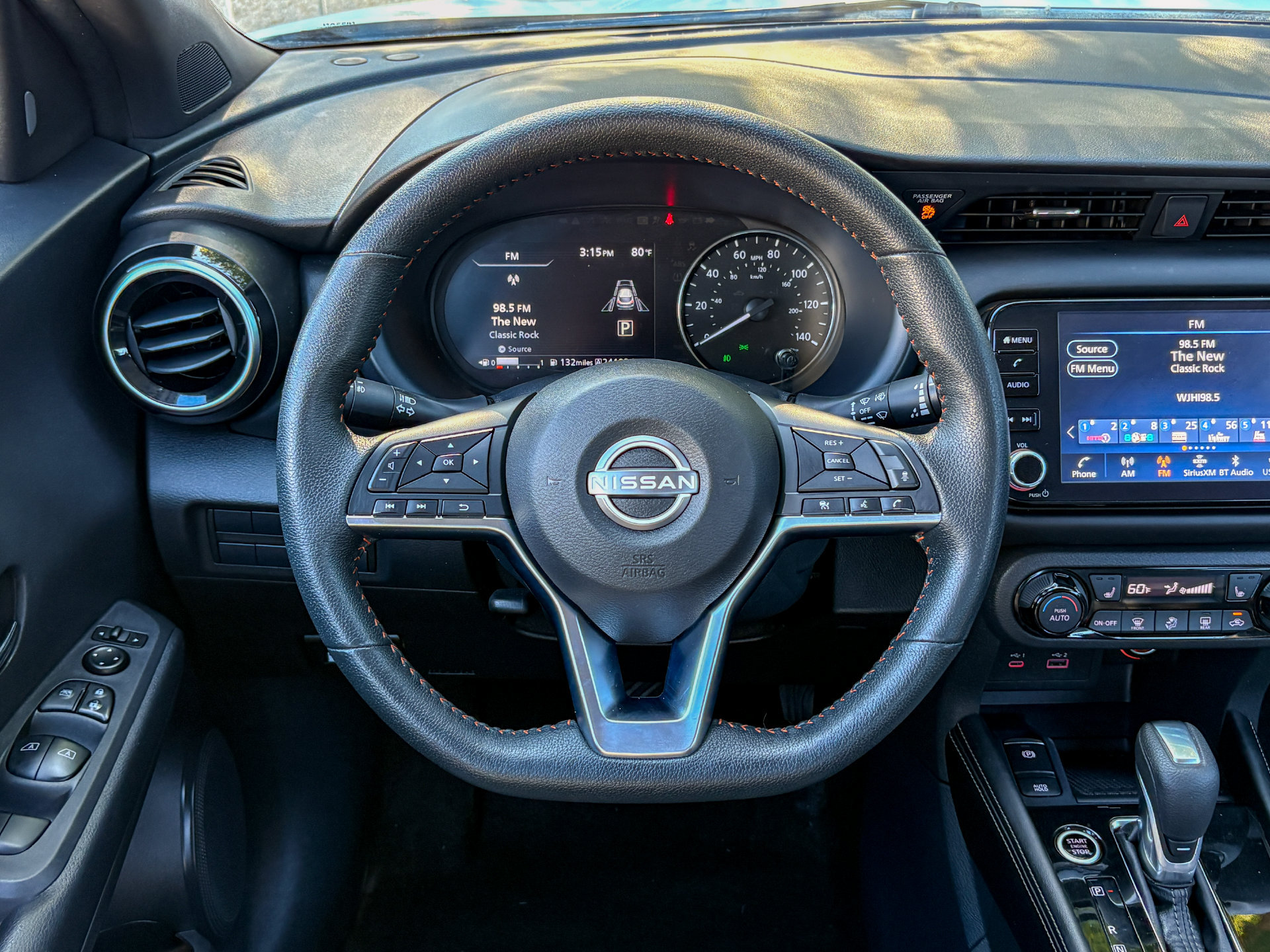 Used 2024 Nissan Kicks SR w/ SR Premium Package FWD image 16