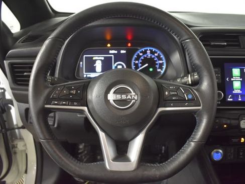 Certified 2023 Nissan Leaf SV Plus FWD image 15