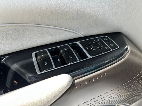 Used 2024 Cadillac Lyriq Luxury AWD/4WD image 56