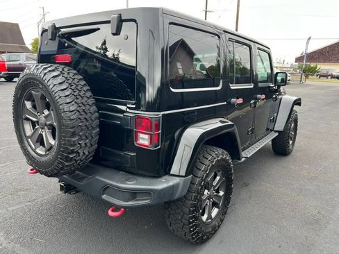 Used 2018 Jeep Wrangler Unlimited Rubicon AWD/4WD image 12