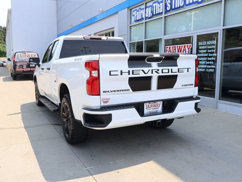 Used 2020 Chevrolet Silverado 1500 Custom w/ Rally Edition AWD/4WD image 8