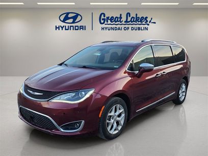 Used 2020 Chrysler Pacifica Limited w/ Advanced Safetytec Group