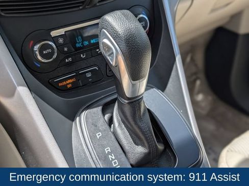 Used 2016 Ford Escape SE w/ SE Chrome Package FWD image 17