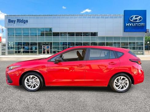 Used 2024 Subaru Impreza 2.0i AWD/4WD image 8