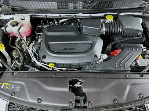 Used 2026 Chrysler Pacifica Select FWD image 29