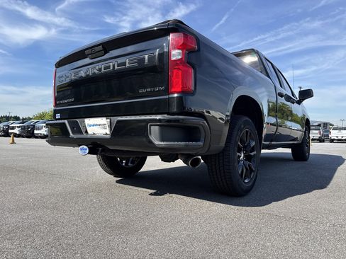 Used 2021 Chevrolet Silverado 1500 Custom RWD image 10