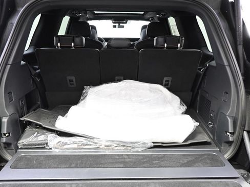 New 2026 Lincoln Navigator Black Label AWD/4WD image 18