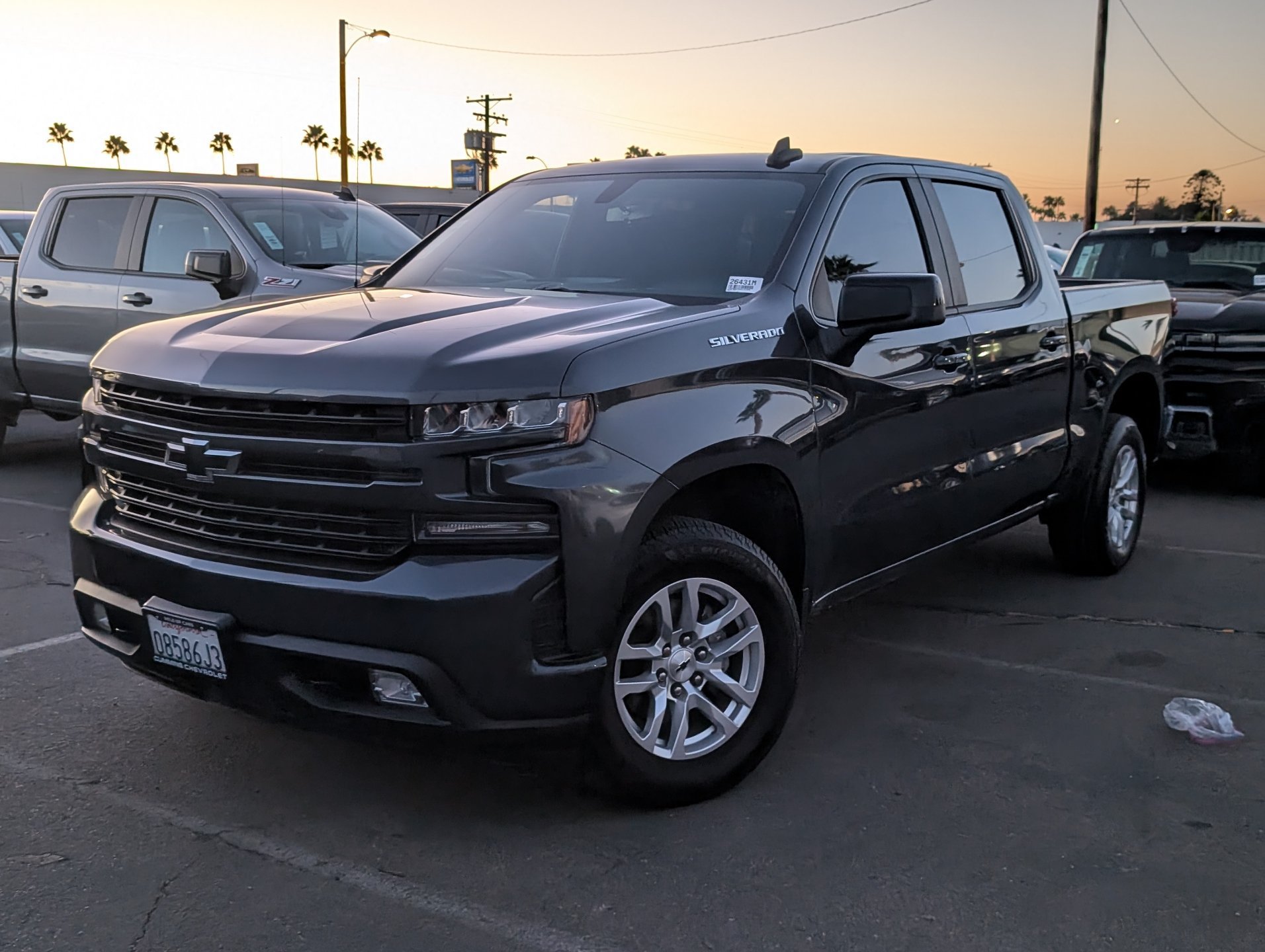 Used 2022 Chevrolet Silverado 1500 RST RWD image 1