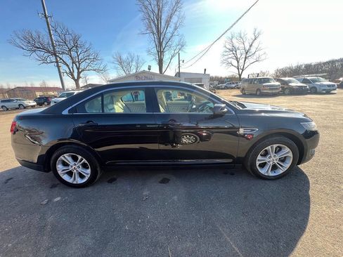 Used 2014 Ford Taurus SEL w/ Equipment Group 201A image 5
