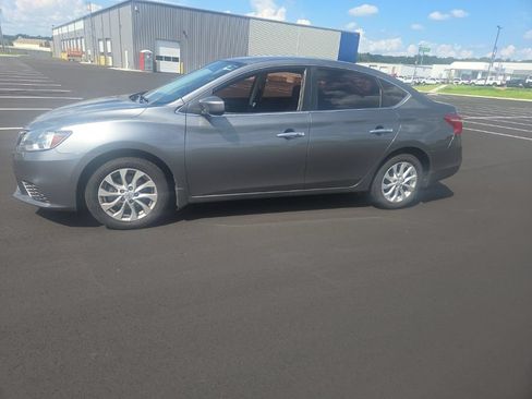Used 2018 Nissan Sentra SV w/ All Weather Package FWD image 5