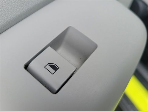 Used 2024 Hyundai Kona SEL w/ Convenience Package image 14