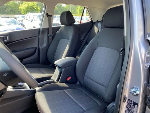 New 2026 Hyundai Venue SE FWD image 21