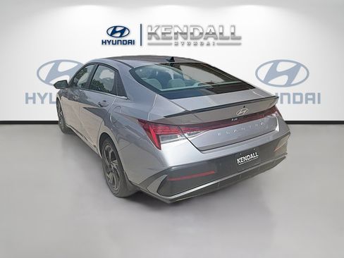 Used 2026 Hyundai Elantra SEL Sport FWD image 4