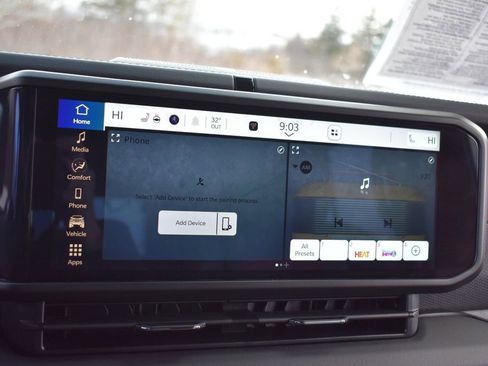 Used 2024 Jeep Wrangler Unlimited Rubicon w/ XTREMEE 35" Tire Package image 22