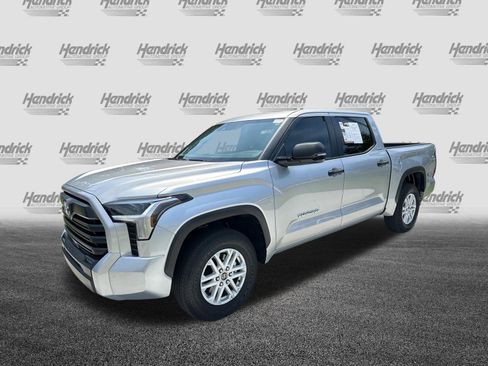 Used 2024 Toyota Tundra SR5 w/ SR5 Convenience Package RWD image 5