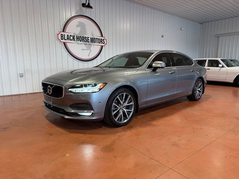 Used 2018 Volvo S90 T5 Momentum AWD/4WD image 5