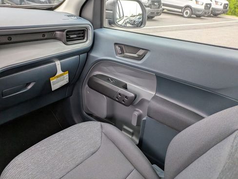 New 2025 Ford Maverick XL image 18