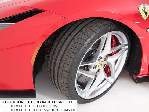 Used 2023 Ferrari F8 Tributo image 21