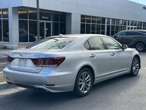 Used 2015 Lexus LS 460 AWD image 5