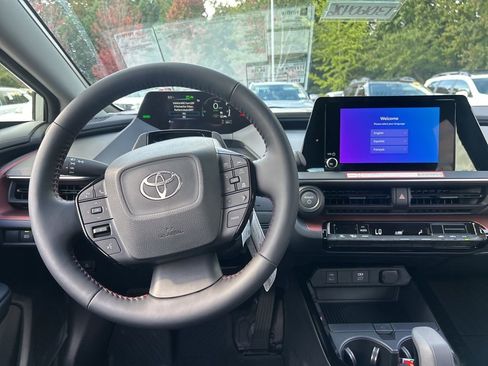 New 2026 Toyota Prius SE image 11