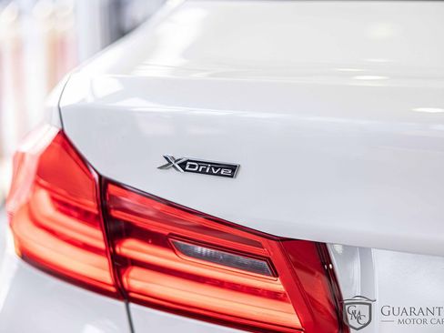Used 2019 BMW 540i xDrive image 14