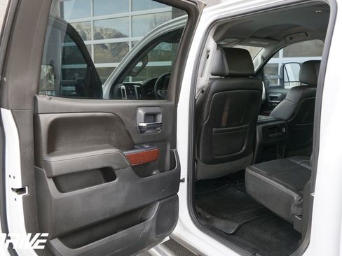 Used 2015 GMC Sierra 2500 SLT w/ Duramax Plus Package image 34