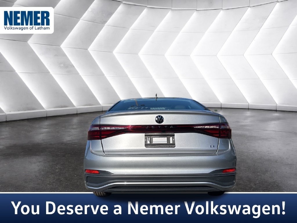 New 2027 Volkswagen Jetta SE FWD image 3