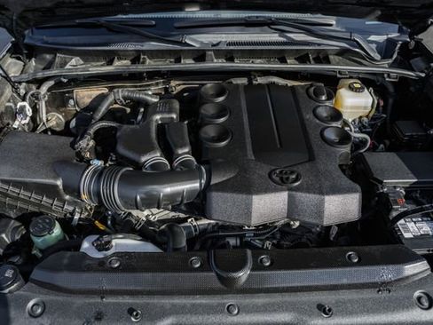 Used 2021 Toyota 4Runner Limited image 20