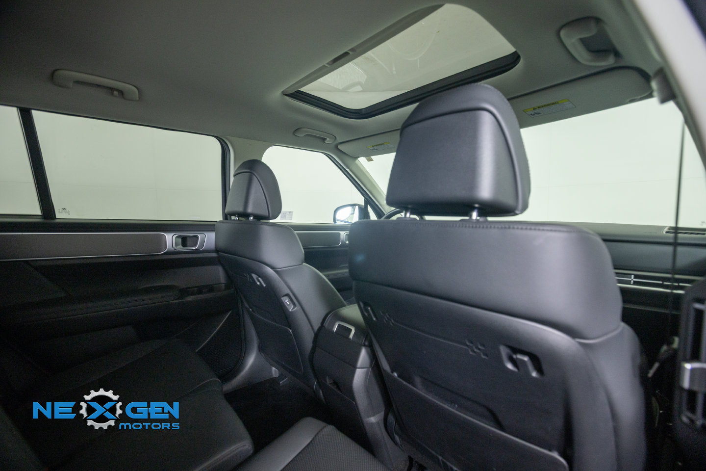 Used 2025 Hyundai Santa Fe XRT AWD/4WD image 40