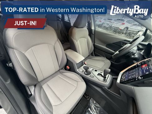 Used 2025 Subaru Crosstrek 2.0i Premium image 11