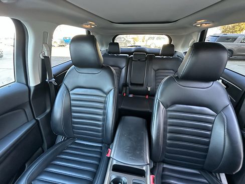 Certified 2024 Ford Edge SEL w/ Convenience Package image 12