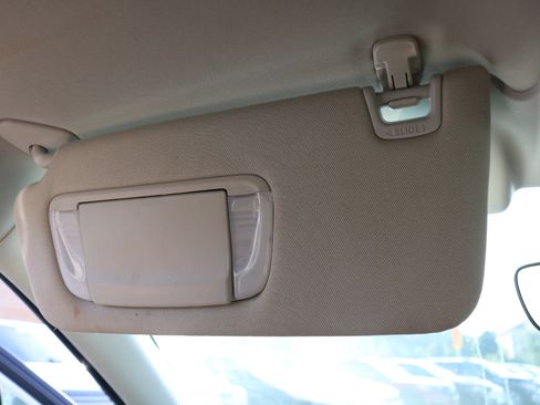 Used 2020 Subaru Outback Limited image 30