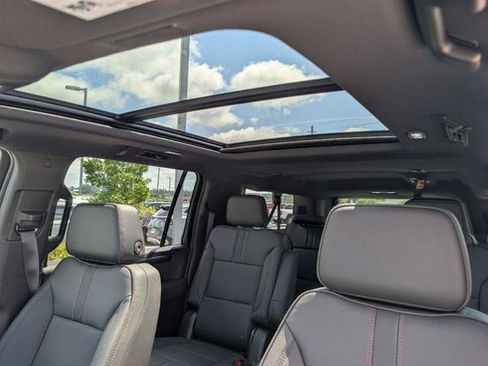 New 2026 Chevrolet Suburban RST w/ Comfort Package RWD image 19