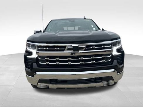 New 2026 Chevrolet Silverado 1500 LTZ w/ LTZ Premium Package image 8
