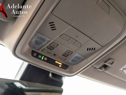 Used 2019 Cadillac XT4 Premium Luxury image 17