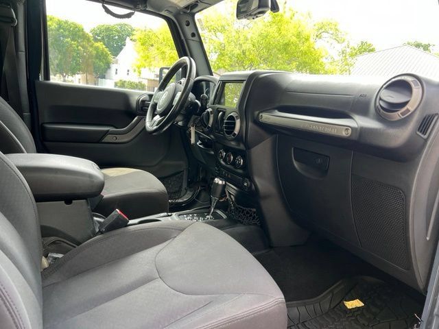 Used 2016 Jeep Wrangler Sport AWD/4WD image 10