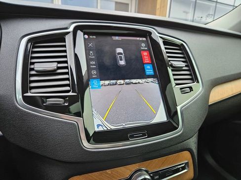 Certified 2023 Volvo XC90 B6 Plus AWD/4WD image 31