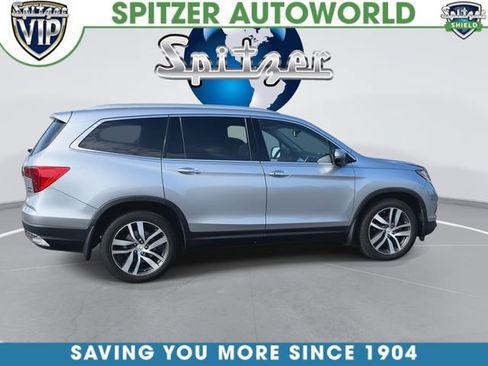 Used 2018 Honda Pilot Touring image 10