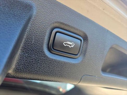 Used 2023 Hyundai Santa Fe SEL image 18